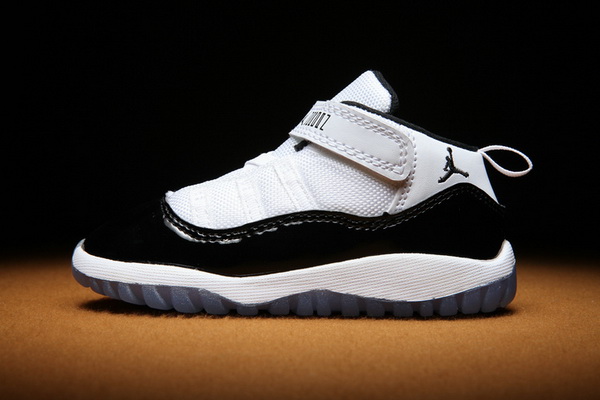 Air Jordan 11 Little Kids shoes--036